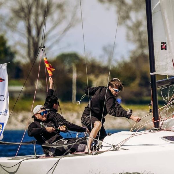 Wegweisender zweiter Spieltag - WYC-Crew will sich in der Tabellenspitze festsetzen